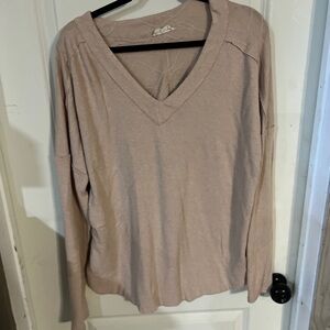 Relaxed V-Neck Pullover Sweater - Blush Pink